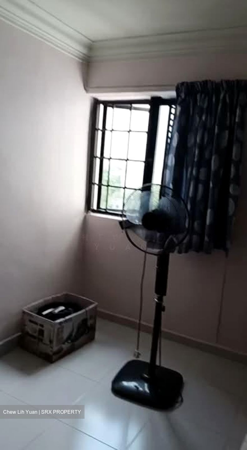 Blk 706 Chong Pang Green (Yishun), HDB 4 Rooms #577978551